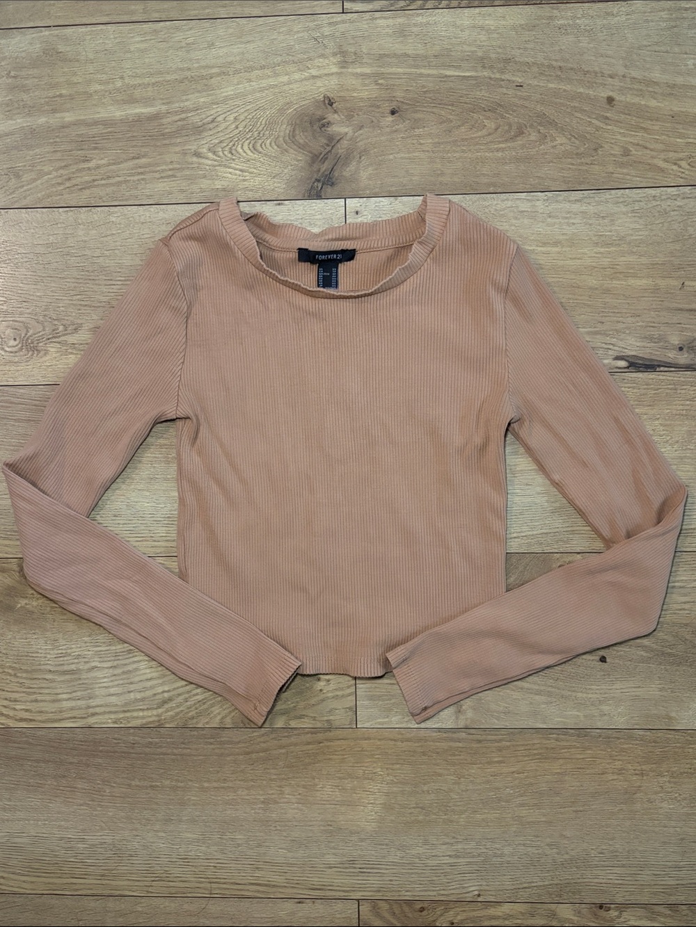 FOREVER 21 SIZE X-SMALL WOMEN’S Nude Peach Cropped Long Sleeve Top 💕